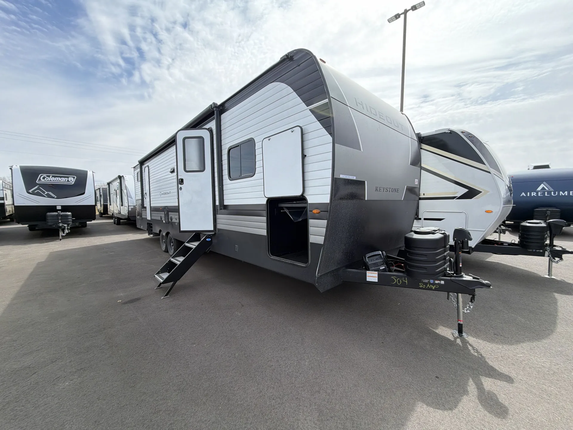 2026 Keystone Hideout Max 310XBR — campside