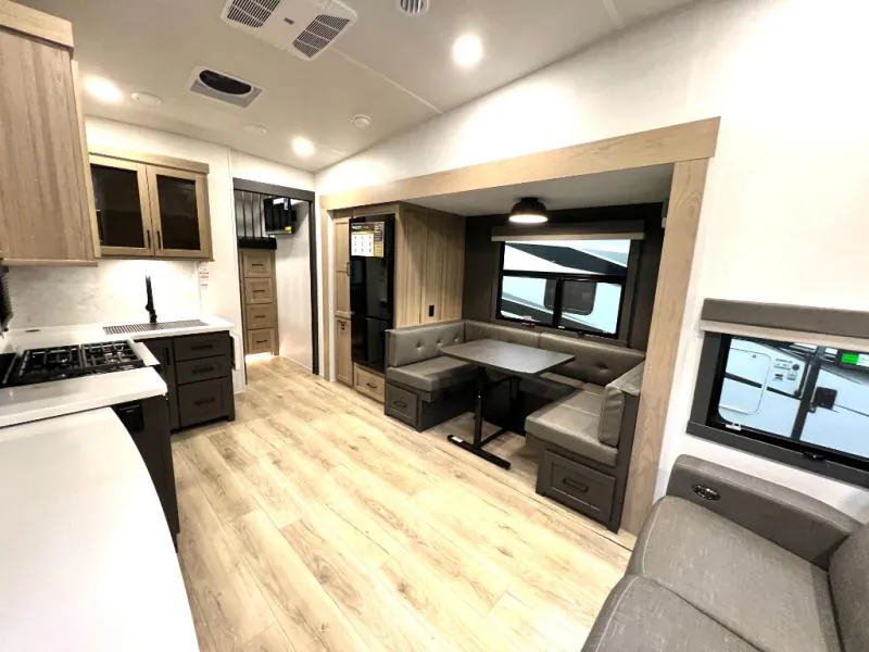2026 Forest River Rockwood Signature R374DBH, Photos photo 17
