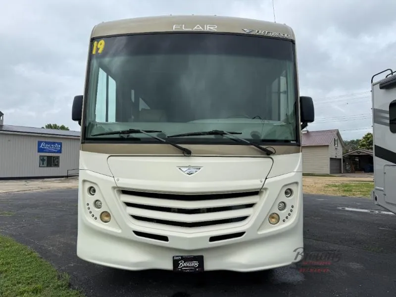 2020 Fleetwood Flair 29M - Photo 3