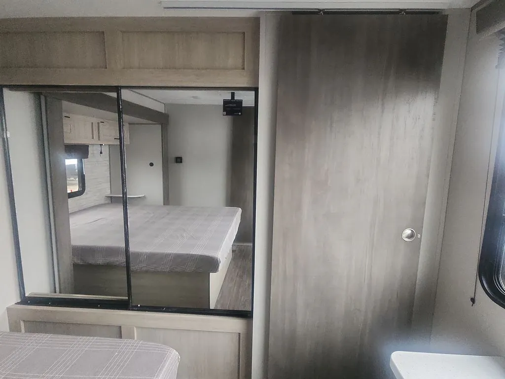 2026 Forest River Aurora 34BHTS 2 QUEEN BEDS, Photos photo 23