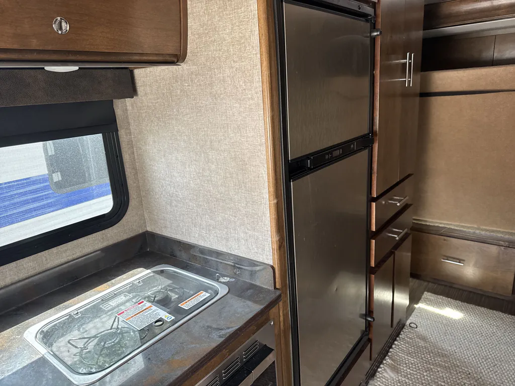 2018 Tiffin Wayfarer 24 QW, Photos photo 5