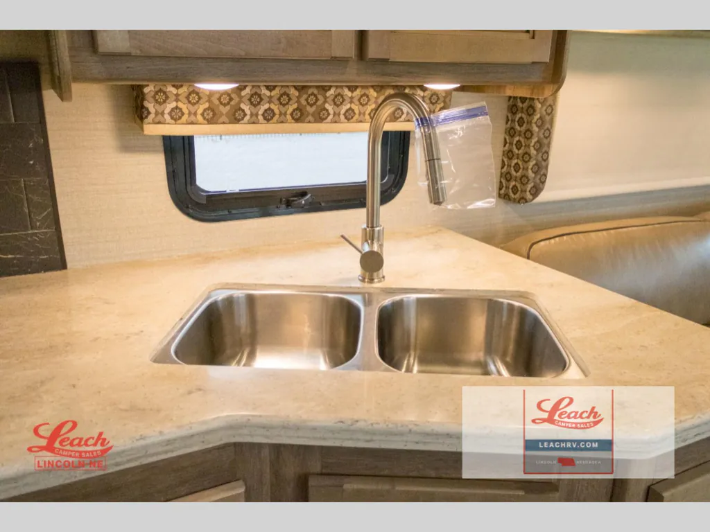 2019 Jayco Precept 29V, Photos photo 21