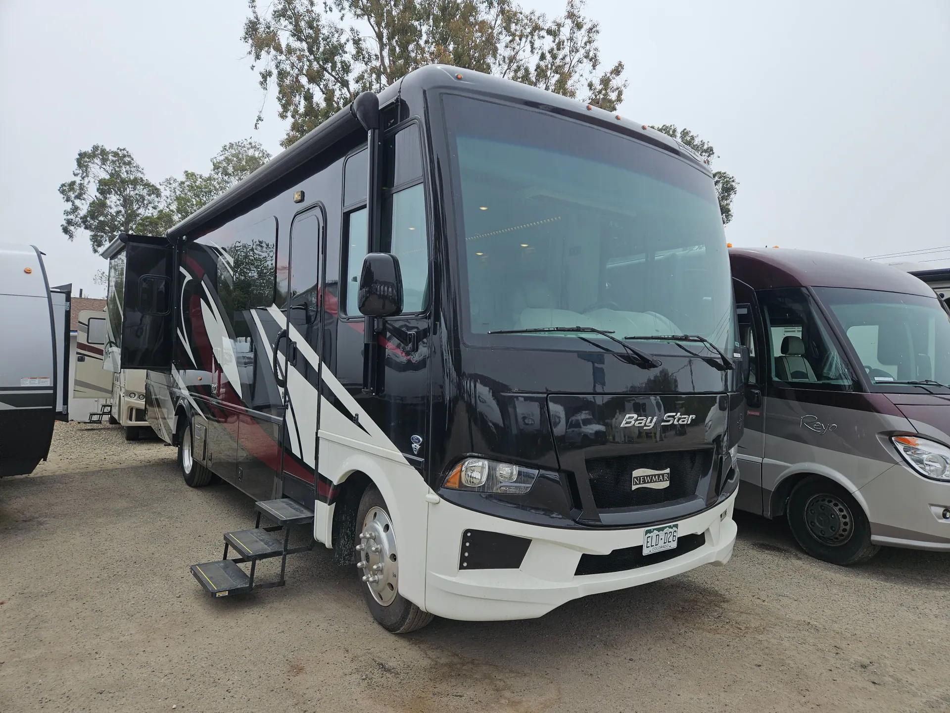 2021 Newmar Bay Star 3014 - Photo 2