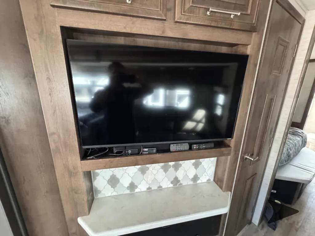 2022 Entegra Coach Accolade 37K, Photos photo 42