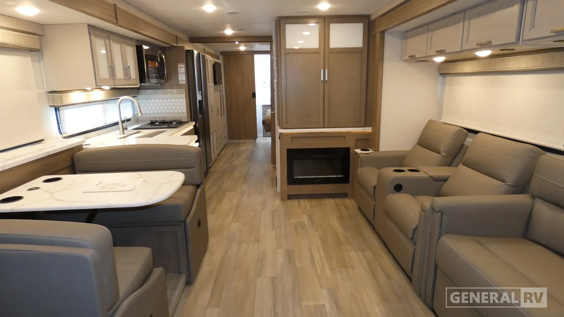 2026 Thor Motor Coach Indigo HH36 - Photo 3
