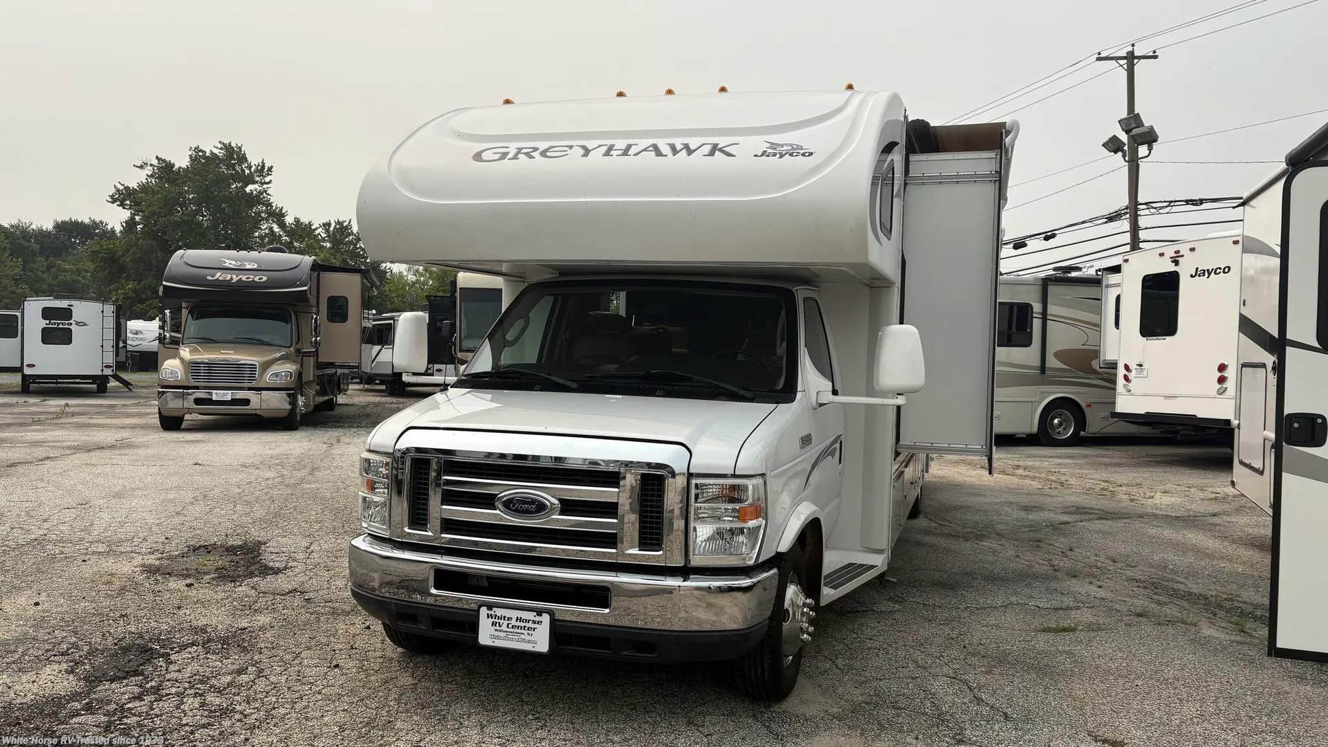 2013 Jayco Greyhawk 31DS - Photo 2