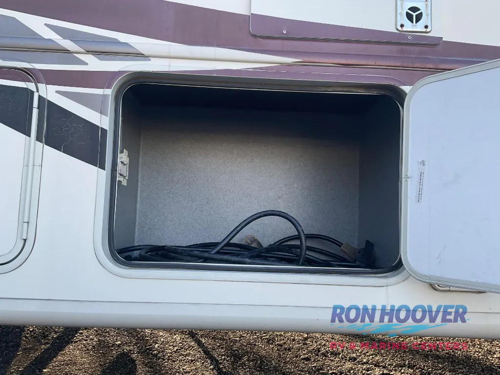 2015 Forest River RV Georgetown 335DS, Photos photo 9