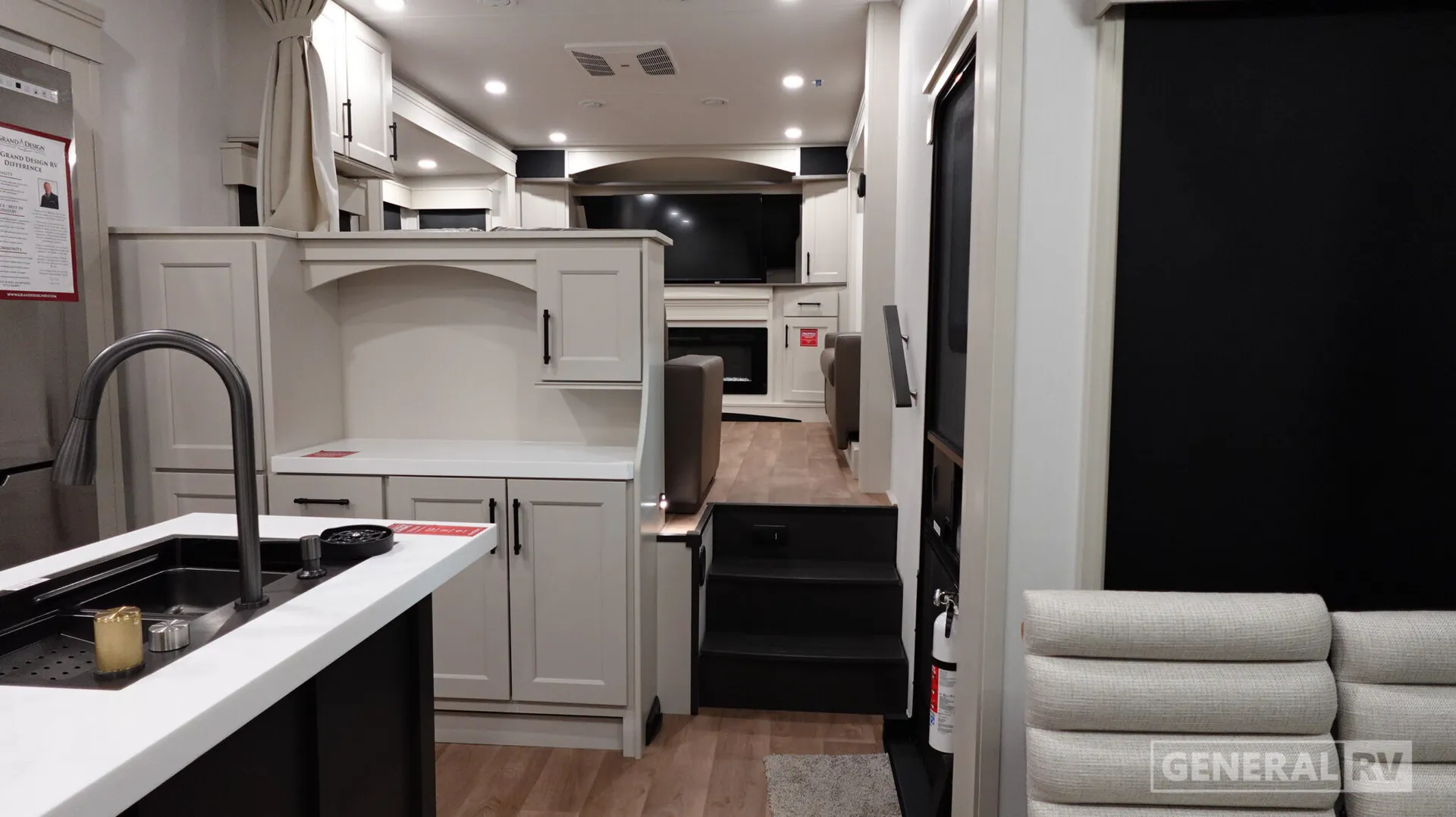 2026 Grand Design Solitude 380FL - Photo 3