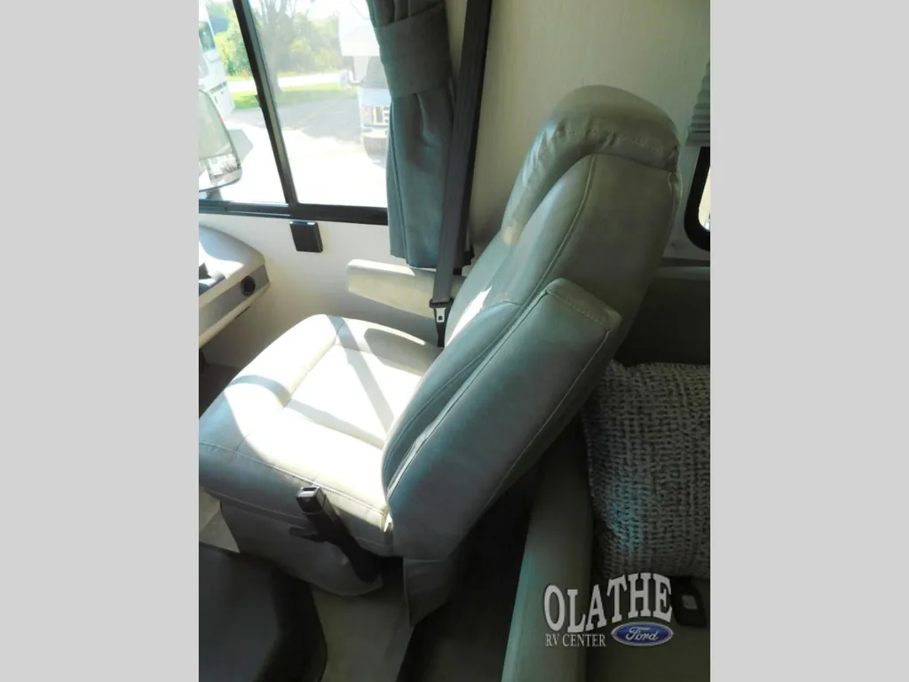 2023 Coachmen Pursuit 31BH, Photos photo 20