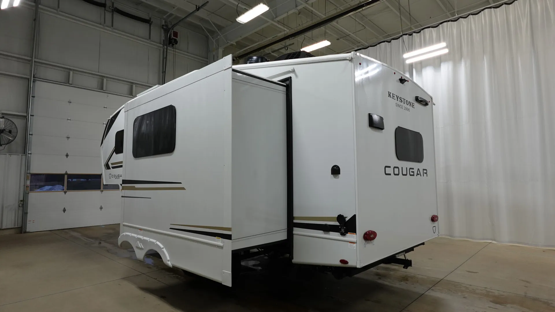 2026 Keystone Cougar Sport 2100RK - Photo 4