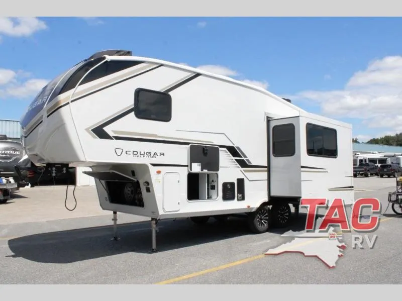2026 Keystone RV Cougar Half-Ton 23MLE - Photo 4