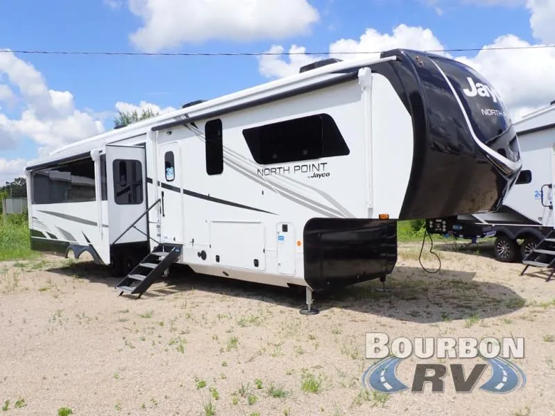 2026 Jayco North Point 381CKRE - Photo 2