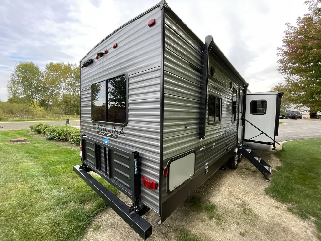 2024 Coachmen Catalina Legacy Edition 283FEDS, Photos photo 4