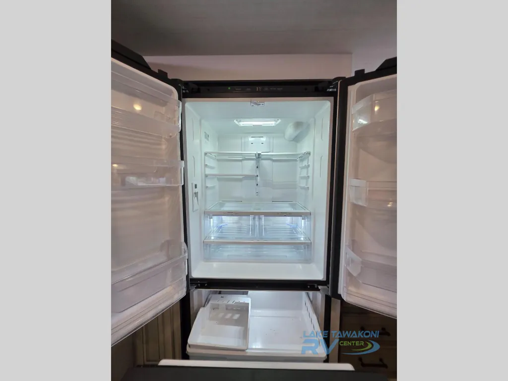 2024 Keystone Montana 3901RK, Photos photo 45