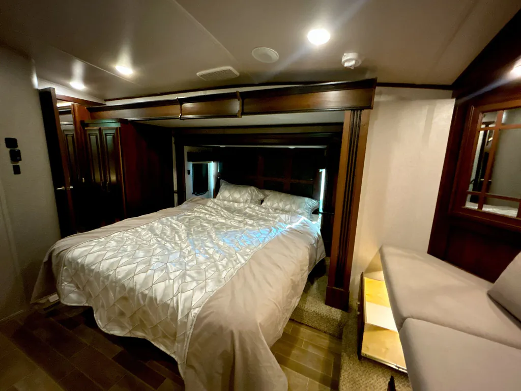2020 Jayco Pinnacle 36FBTS, Photos photo 18