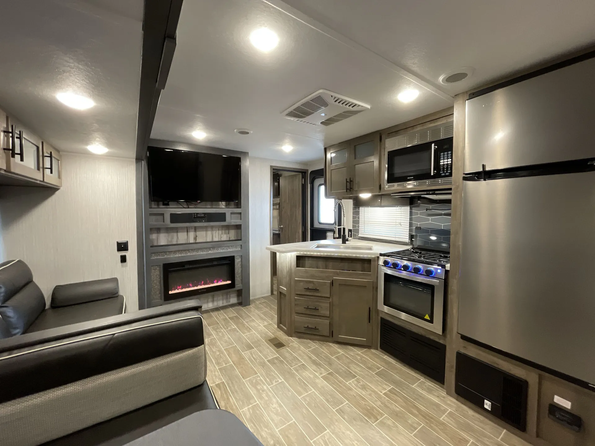 2021 Forest River Puma 32RBFQ — living area main