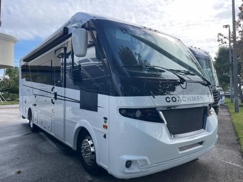 2026 Coachmen Euro 25TB - Photo 2