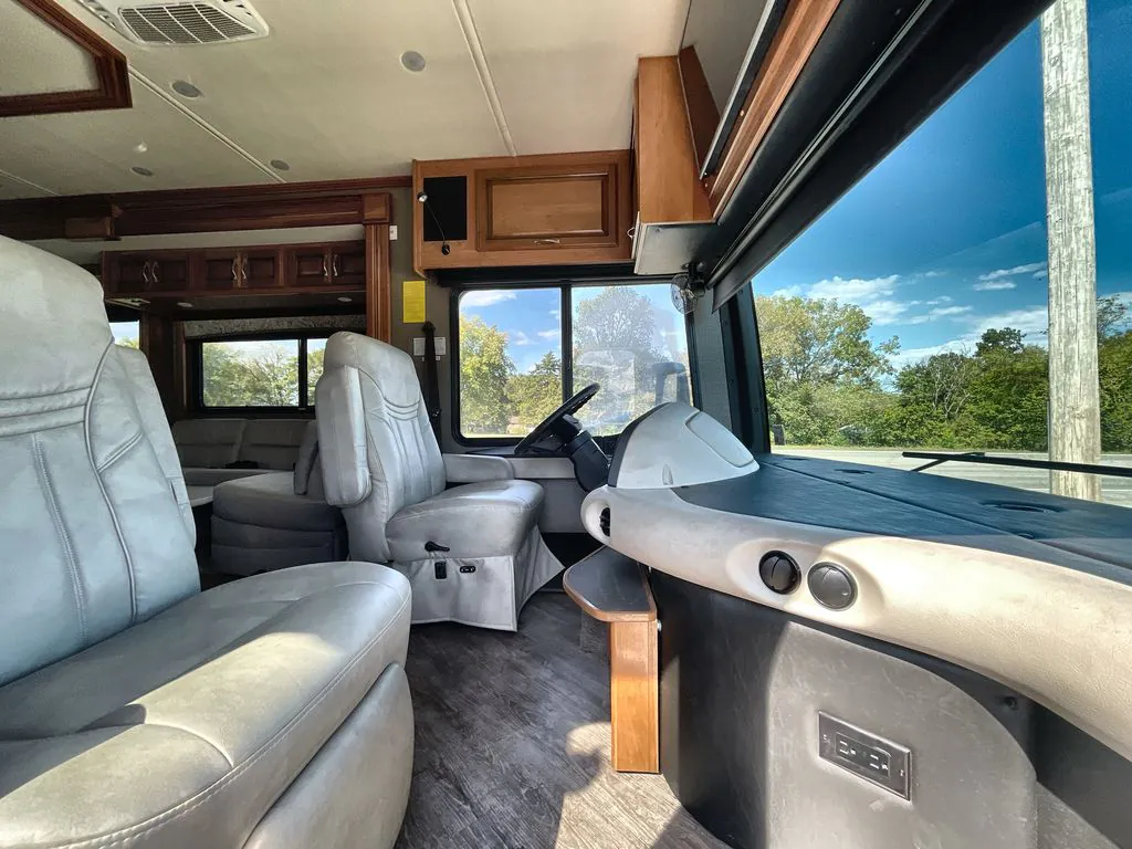 2019 Fleetwood Pace Arrow 38N, Photos photo 31