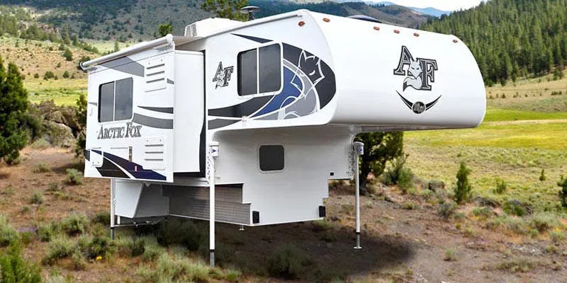 2022 Northwood Arctic Fox Camper