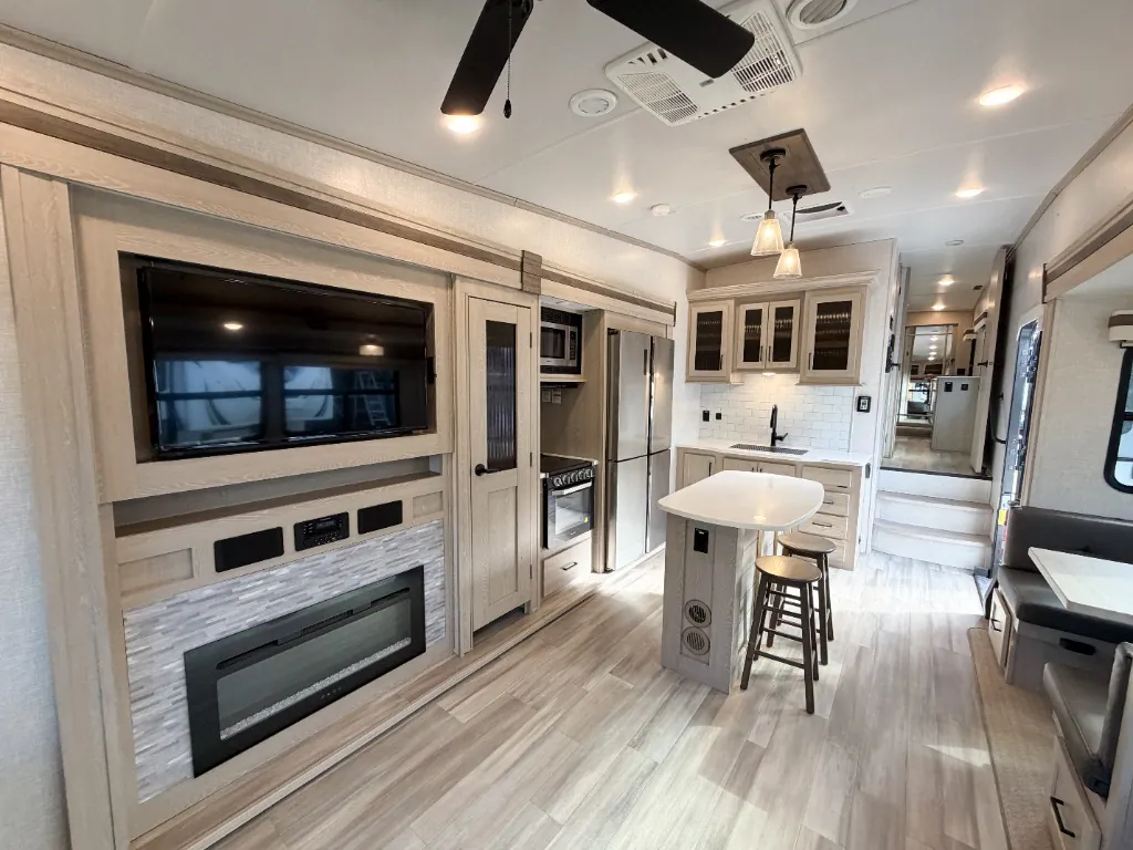 2022 Forest River Rockwood Ultra Lite 2893BS, Photos photo 17