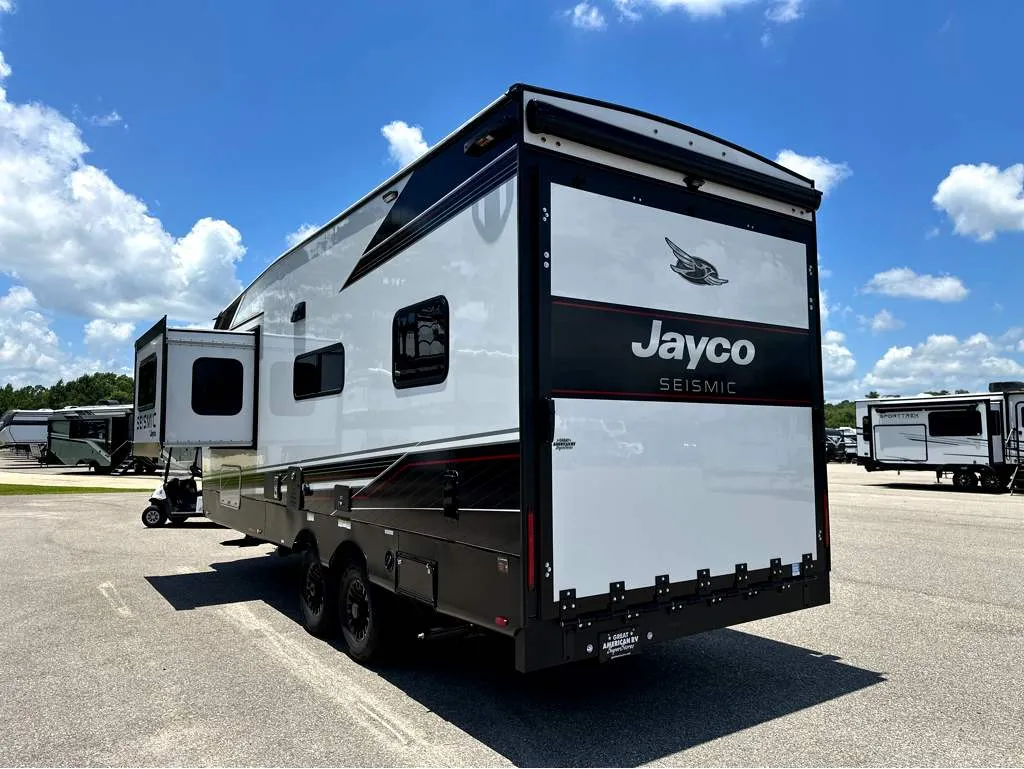 2027 Jayco Seismic Travel Trailer Toy Hauler 214 - Photo 3