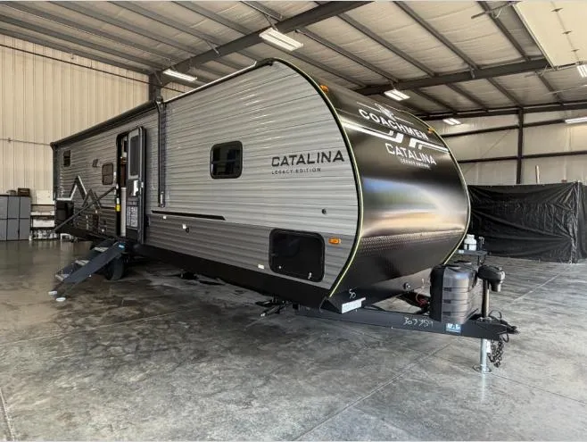 2027 Coachmen Catalina Legacy Edition 293TQBSCK - Photo 2