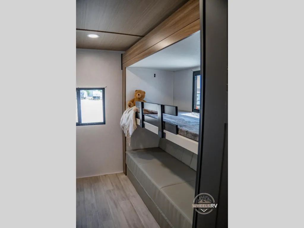 2027 Forest River Vibe 3400BH, Photos photo 34