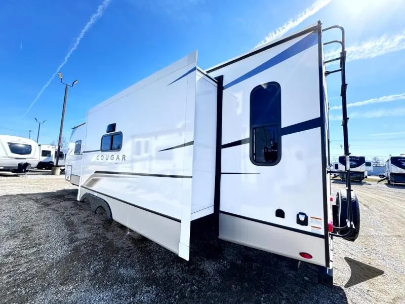 2026 Keystone Cougar Half-Ton 29RLP - Photo 4
