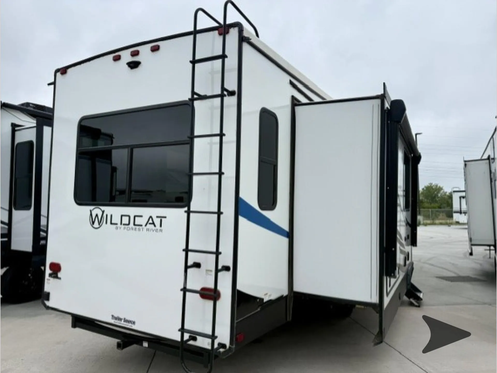 2021 Forest River Wildcat 368MB — Photo 7