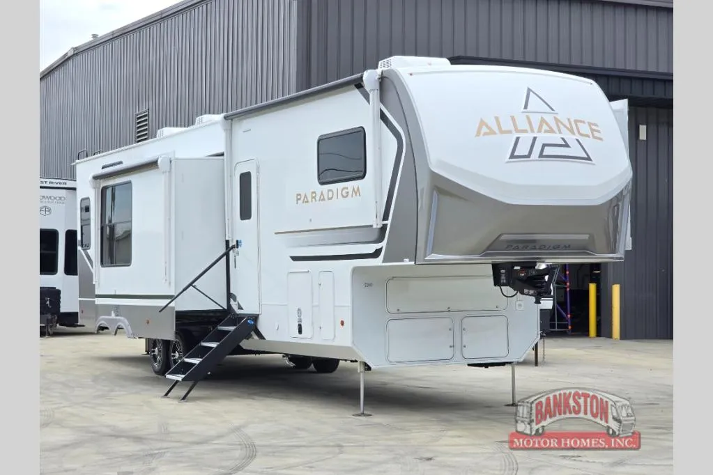2026 Alliance RV Paradigm 395DS - Photo 2