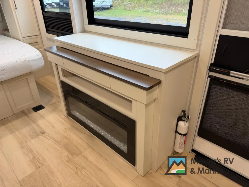 2026 Brinkley Model I 235, Photos photo 12