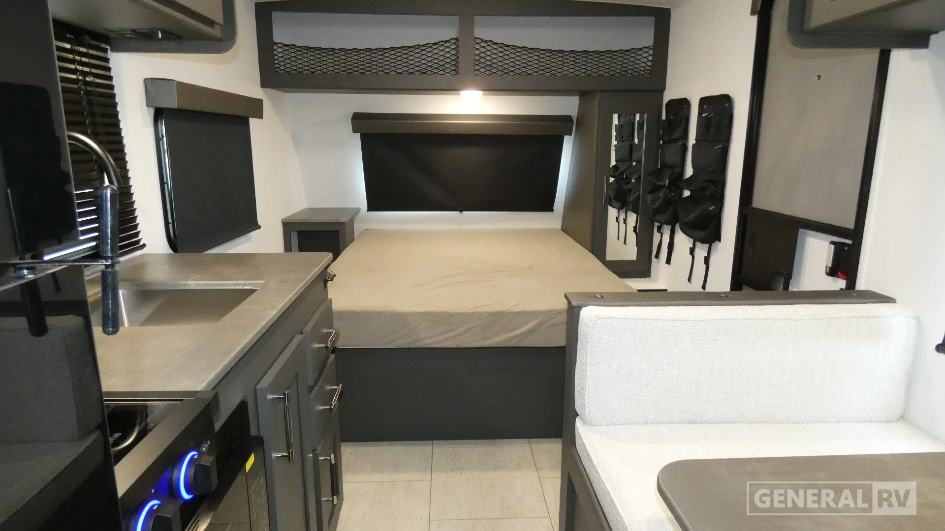2026 Coachmen Remote 17R - Photo 3