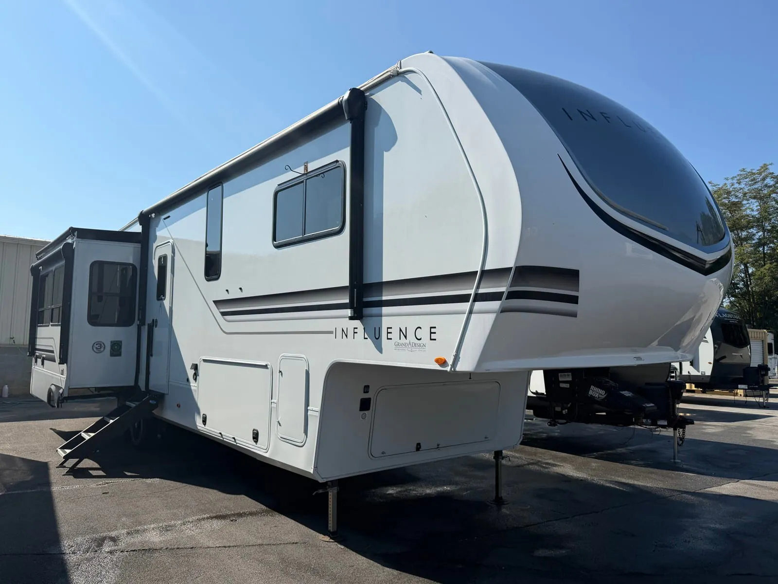 2024 Grand Design Influence 3503GK - Photo 2