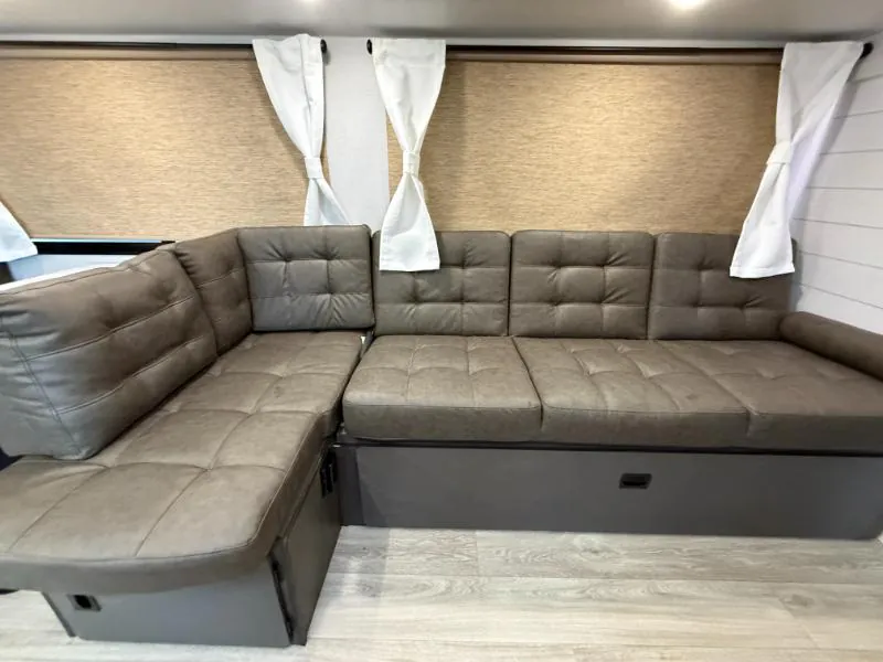 2026 Forest River Wildwood X-Lite 26ICE — Photo 5