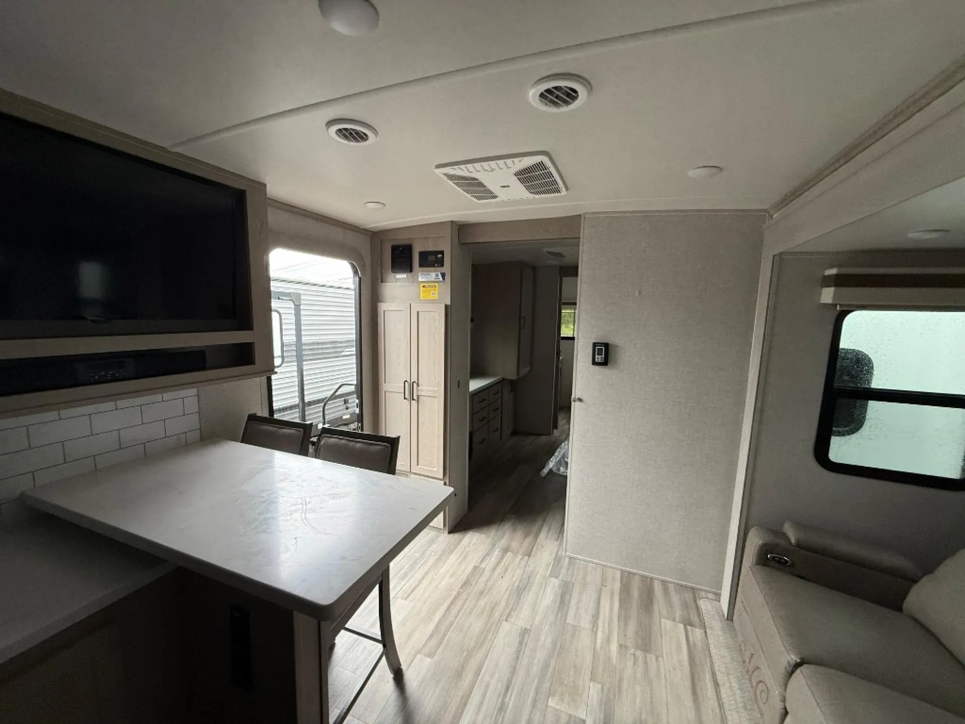 2023 Forest River Rockwood Signature 8263MBR - Photo 4