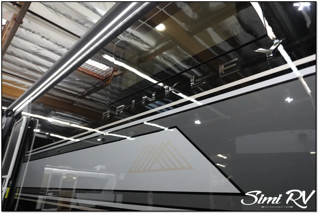 2026 Brinkley Model Z 3600, Photos photo 12