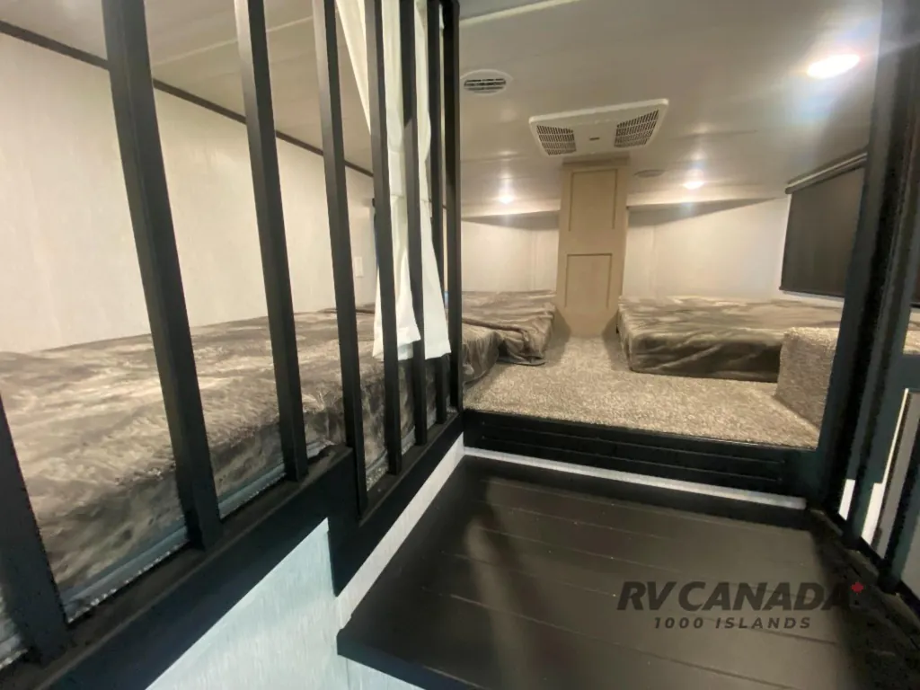 2023 Forest River Wildwood Grand Lodge 42VIEW, Photos photo 4