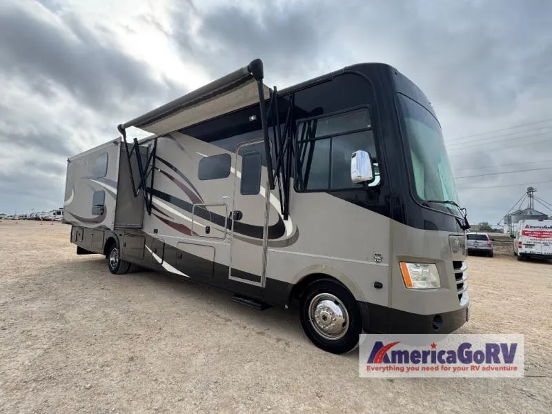 2017 Coachmen Mirada 35BH - Photo 2
