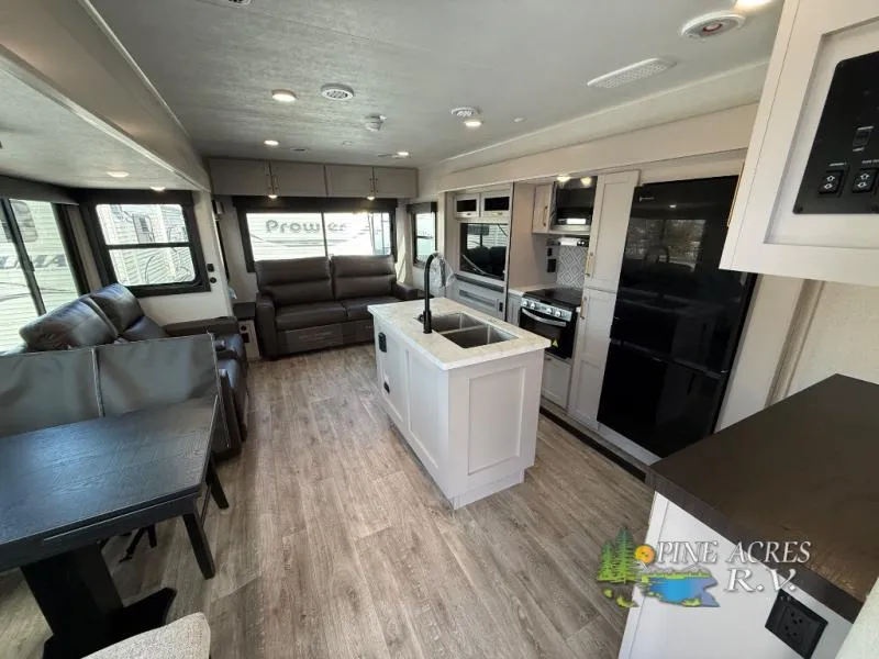 2026 Heartland Sundance Ultra-Lite 29RLBS - Photo 2