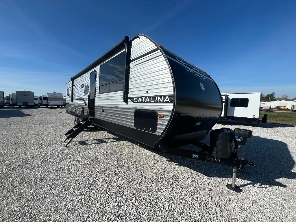 2026 Coachmen Catalina Legacy Edition 343BHTS (2 Queen Beds) - Photo 2