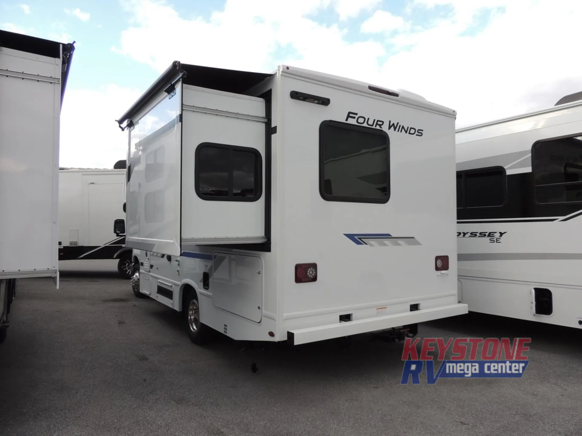 2026 Thor Motor Coach Four Winds 22Z - Photo 3