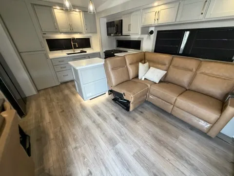 2026 Brinkley Model Z 2700 - Photo 4