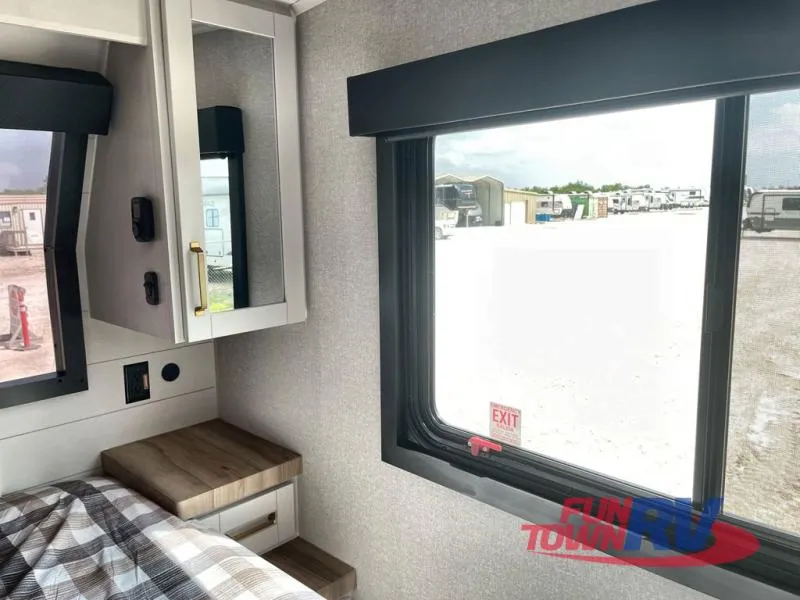 2026 Jayco Eagle HT 31QCD - Photo 4