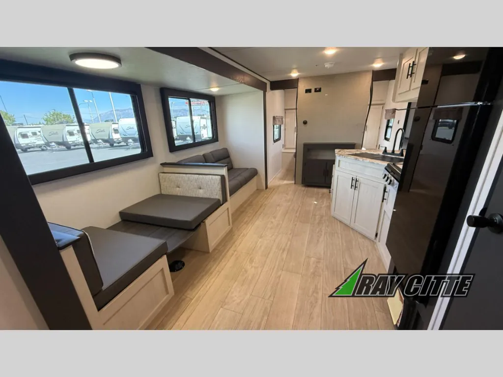 2027 Shasta RVs i-5 Edition 527BHS, Photos photo 3