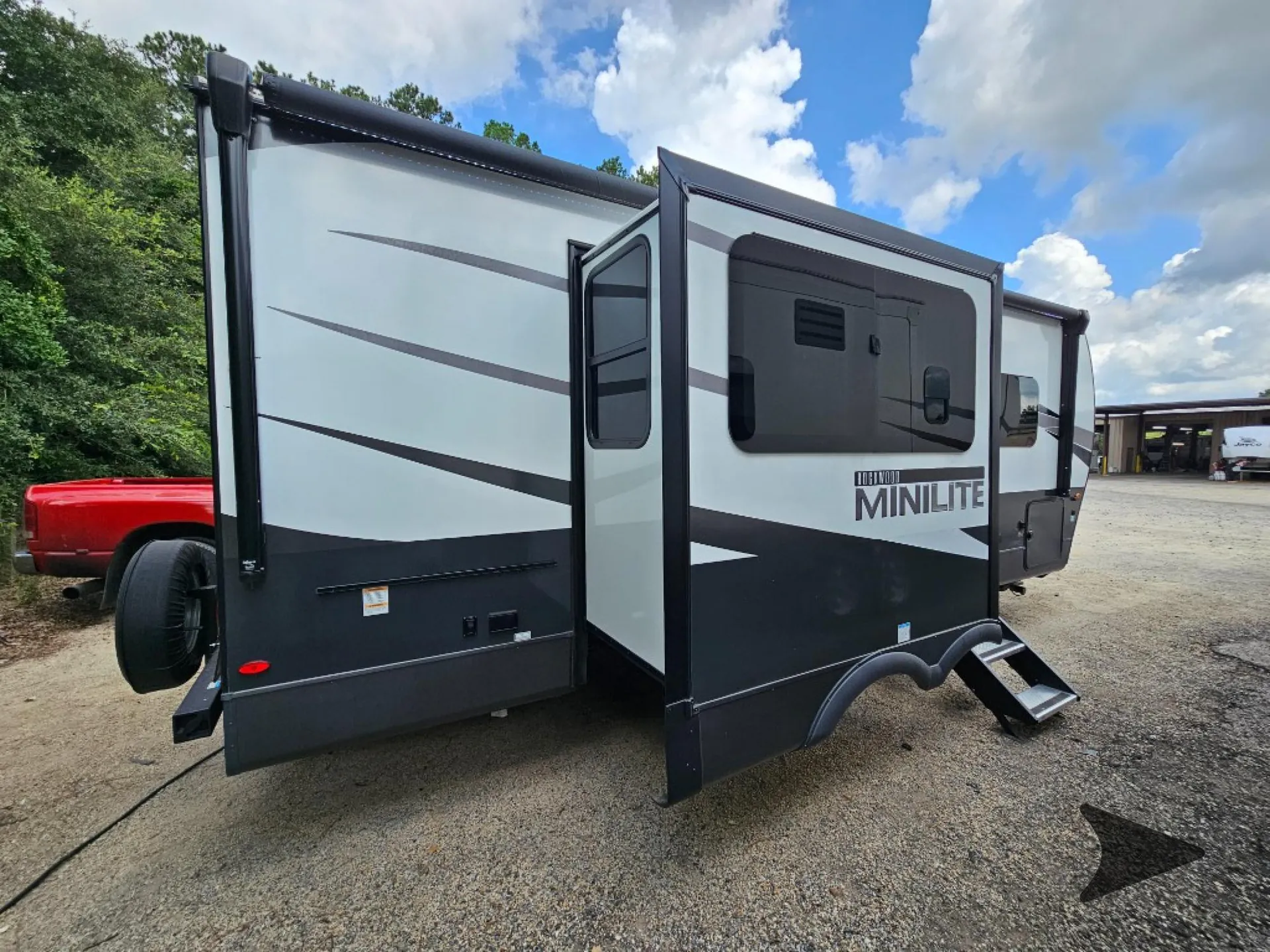 2024 Forest River Rockwood Mini Lite 2518S - Photo 3