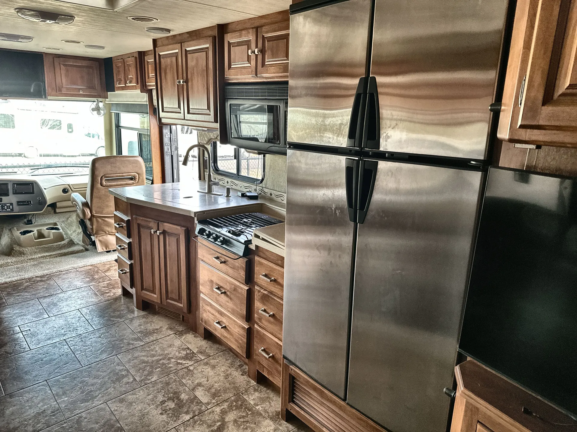 2013 Tiffin Open Road Allegro 36 LA — living area main