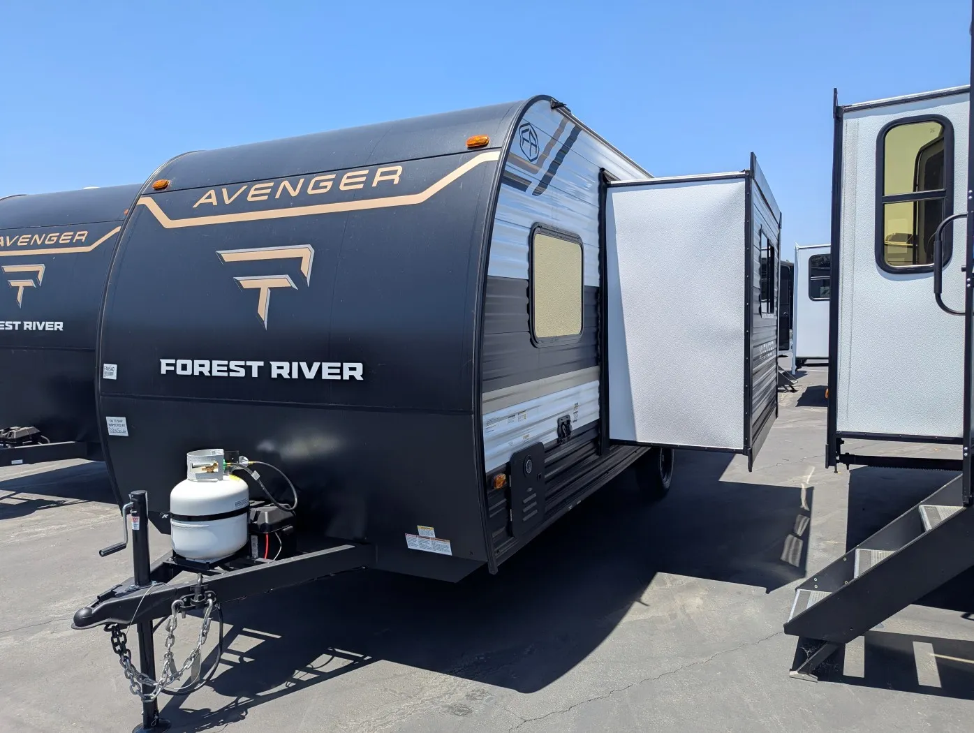 2026 Prime Time Avenger LT 18DBS - Photo 4