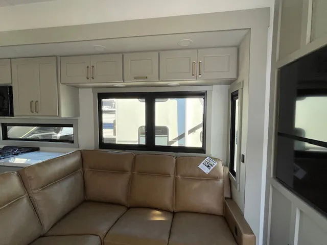 2026 Brinkley Model G 3970, Photos photo 35