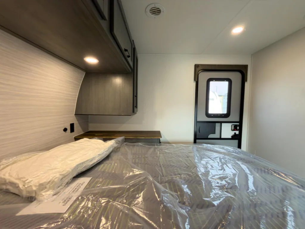 2027 Forest River Solaire 3150TBSS, Photos photo 43