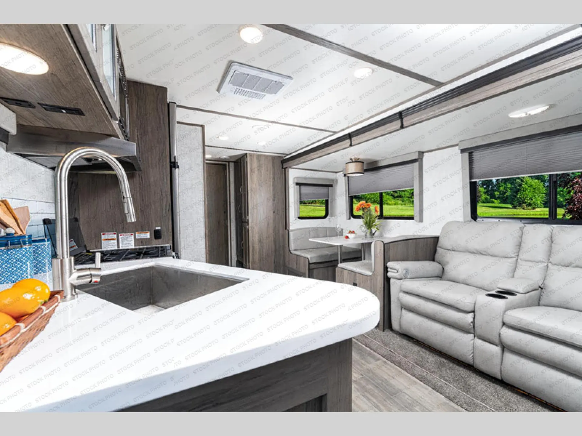 2026 Gulf Stream RV Envision Luxury Series 284QB - Photo 3